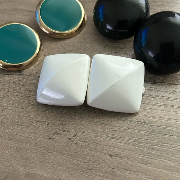 Vintage style Set of Black, White, and Teal Clip On Earrings - Picture 2 of 6